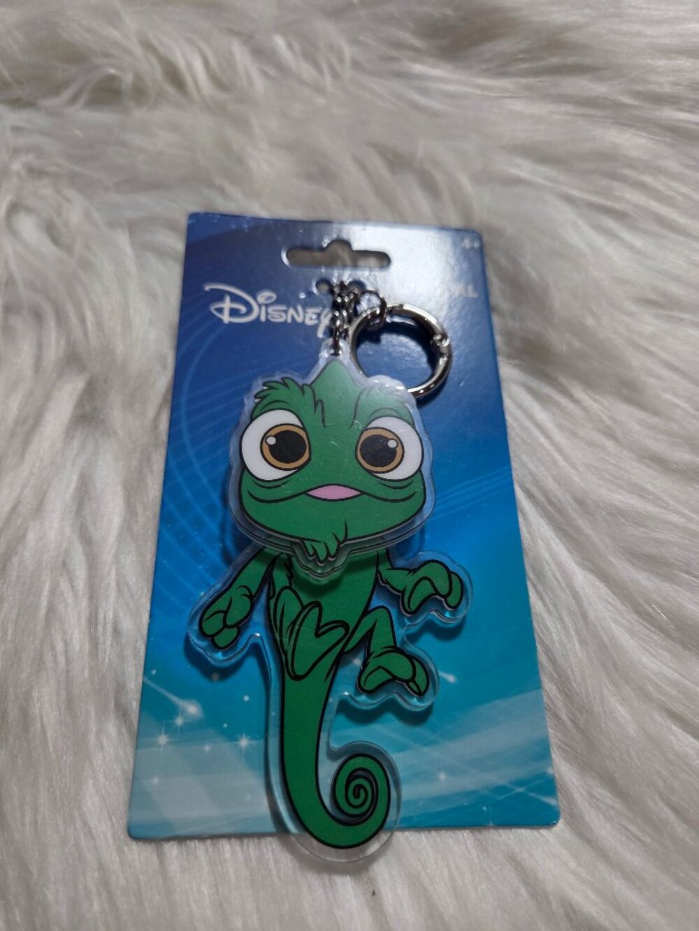 Disney Pascal Moveable Keychain - Picture 6 of 6